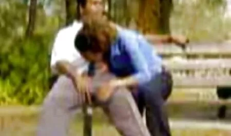 Menyeramkan lucah tudung hijau paman, seorang pemain bisbol.
