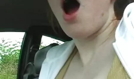 Merah. video lucah melayu tudung
