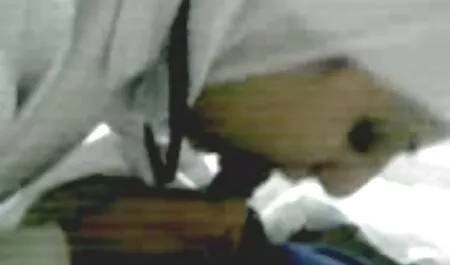Adik tiriku tudung lucah di pantat.