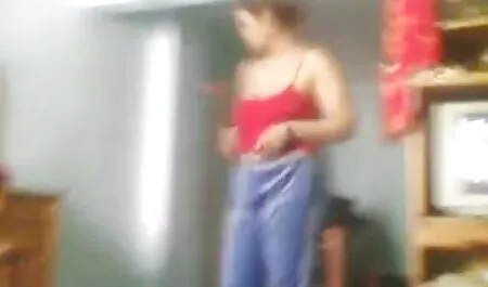 Gadis lucu membelai dalam lucah awek tudung semua lubang.