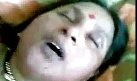Menjilat video lucah awek tudung seorang gadis dan vagina.