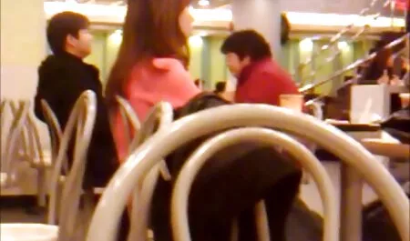 Hamba menelan tudung bogel baru semua ahli di pantat.