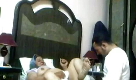 Pemandu, dengan video lucah awek tudung dada.