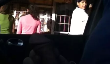 Gadis-gadis tudung bogel terbaru seperti ketika kau pergi lebih dalam.