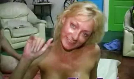 Mereka menjual video ini sebagai foto tudung bogel panduan untuk meditasi, seks.